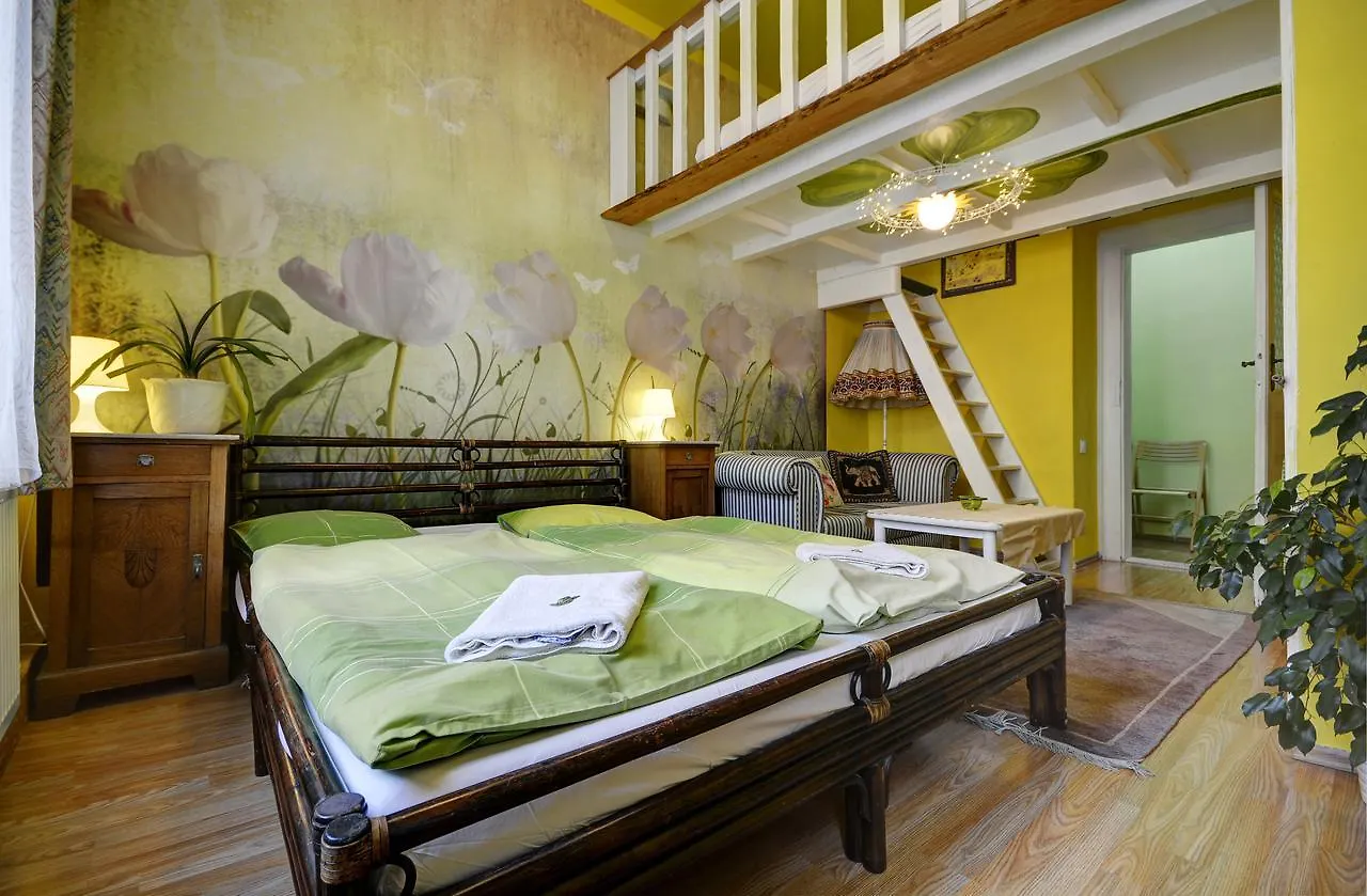 Artharmony Pension & Hostel Πράγα
