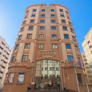 Eureka 2*, Dubái Emiratos Árabes Unidos