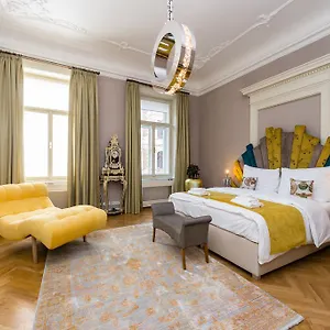 4* Appart hôtel Grand By Tkc